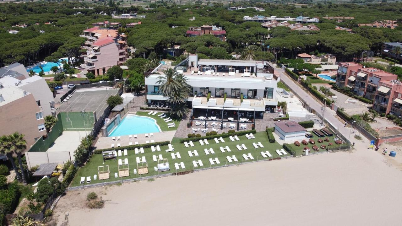 Playa Grande By Tropical - Adults Only Hotel Gava Exterior photo